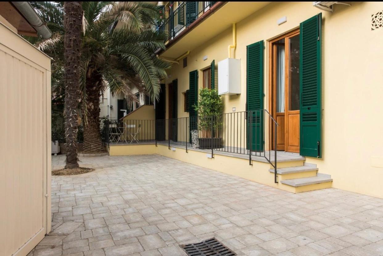 Modern Apartment In Florence Exterior photo