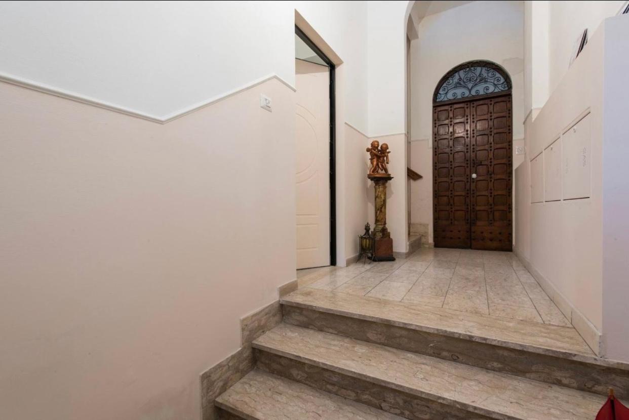 Modern Apartment In Florence Exterior photo